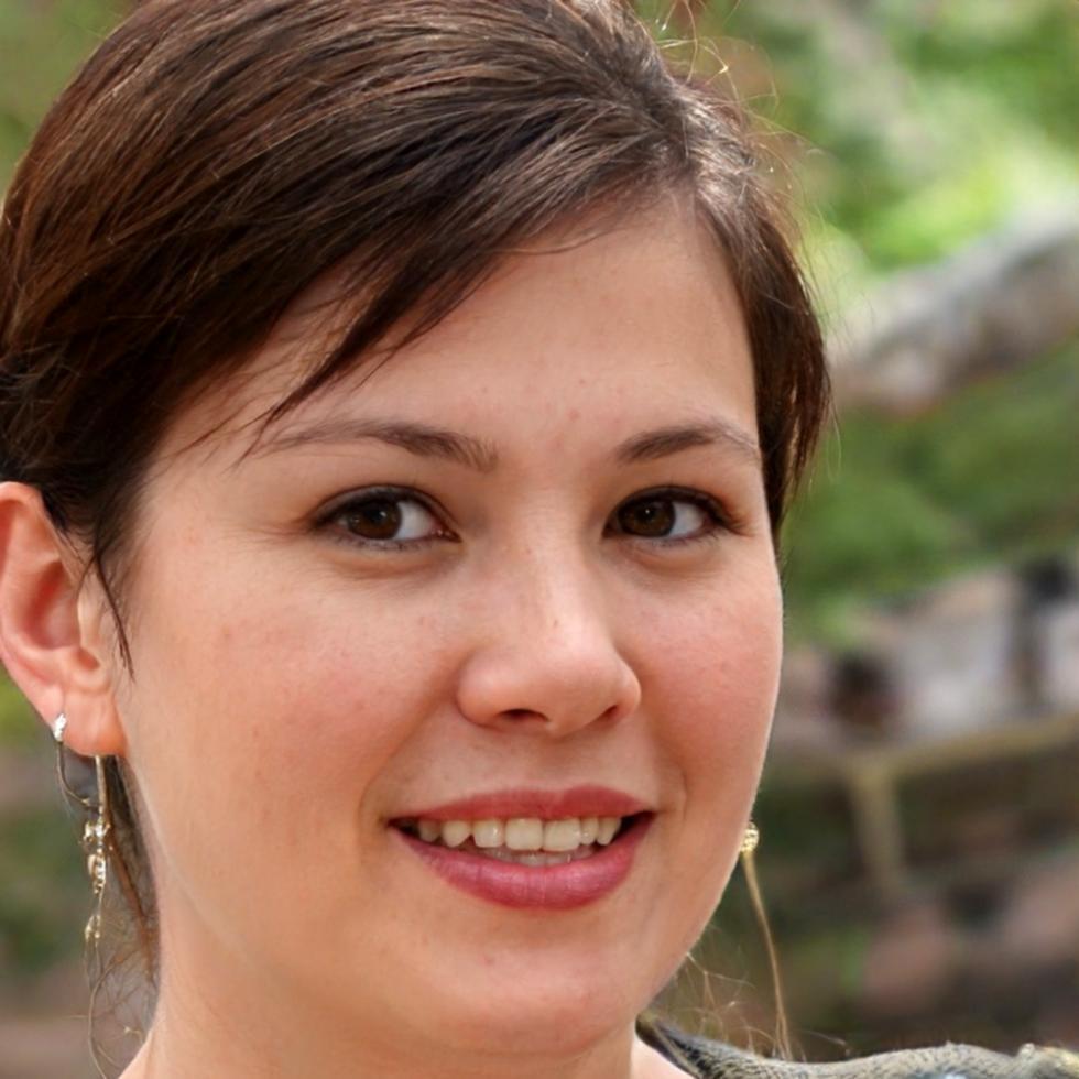 Weronika Dąb - lead facilitator at Zywejyu